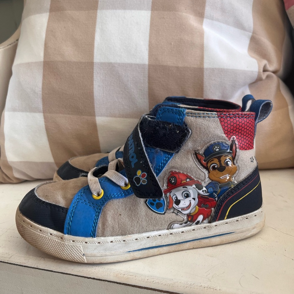 Paw Patrol Light up shoes size 12